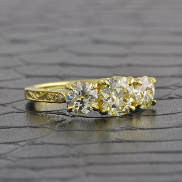 Three Stone Old European Cut Diamond Ring in 18k Yellow Gold