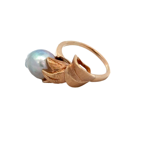 Vintage Baroque Gray Pearl Ring in Yellow Gold