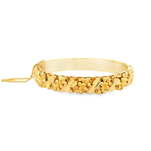 Heavy Textured Floral Leaves Bangle Bracelet in 23k Gold