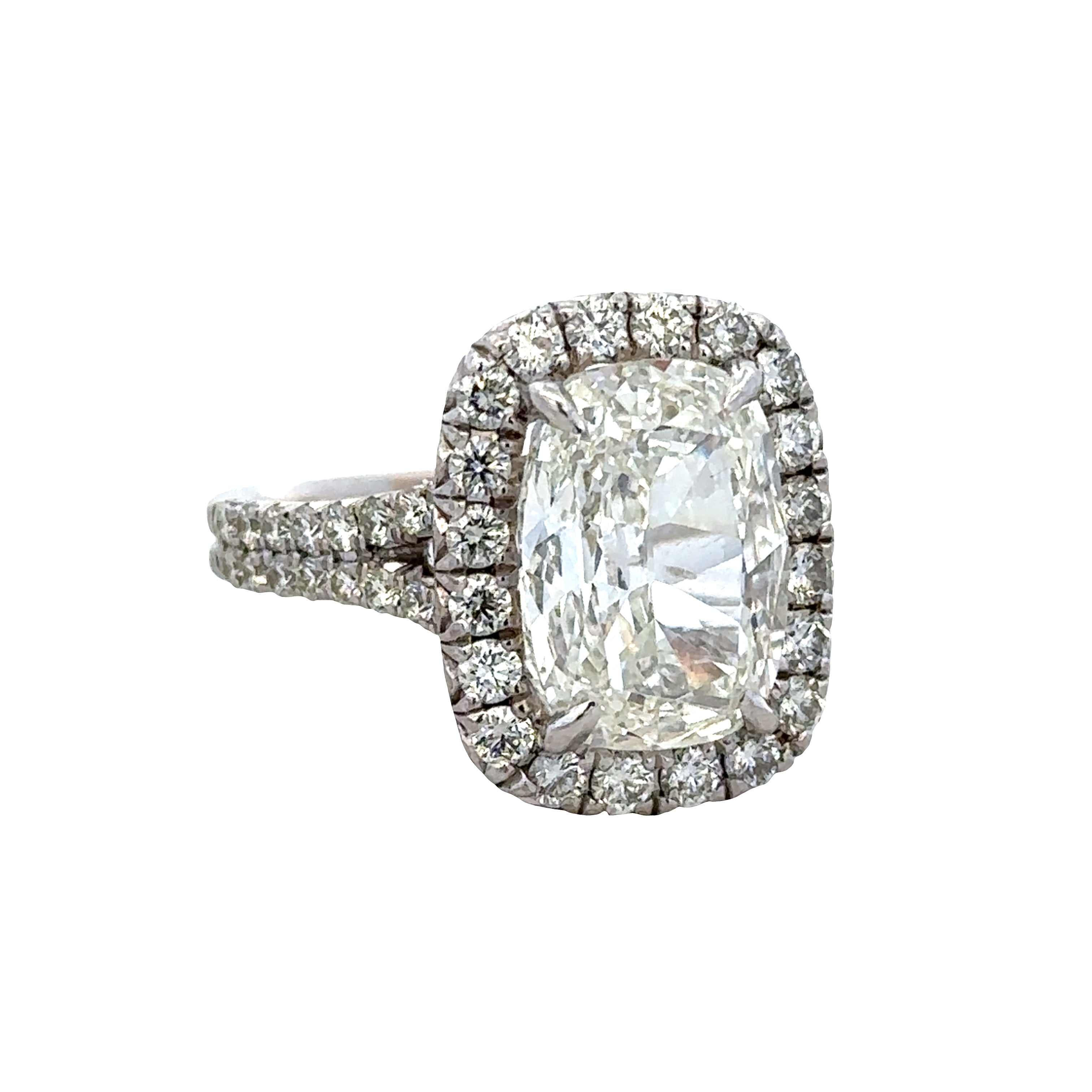 18k White Gold Antique Cushion Cut Diamond Halo Engagement Ring – Size 6.25