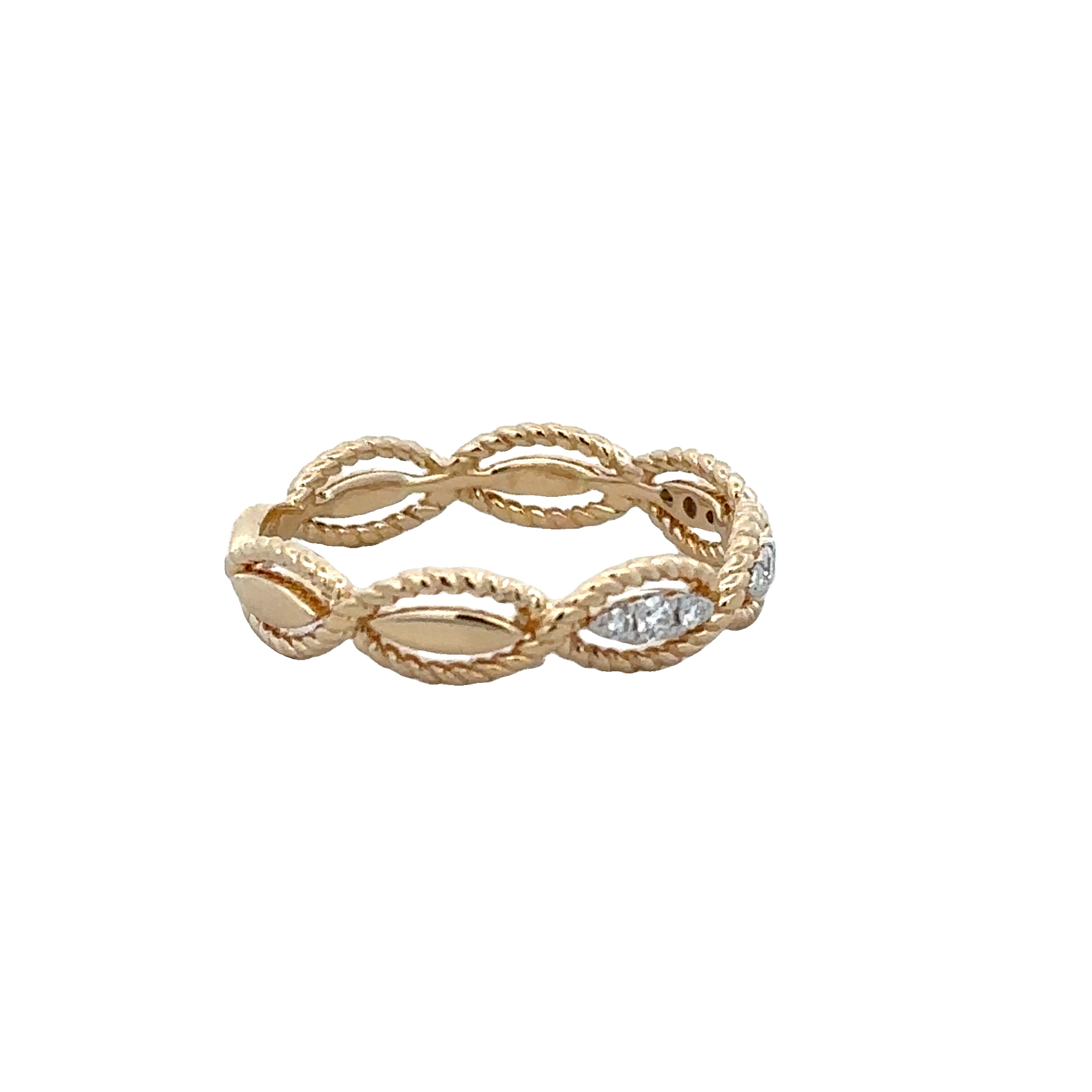Rope Accented Diamond Band in Yellow Gold