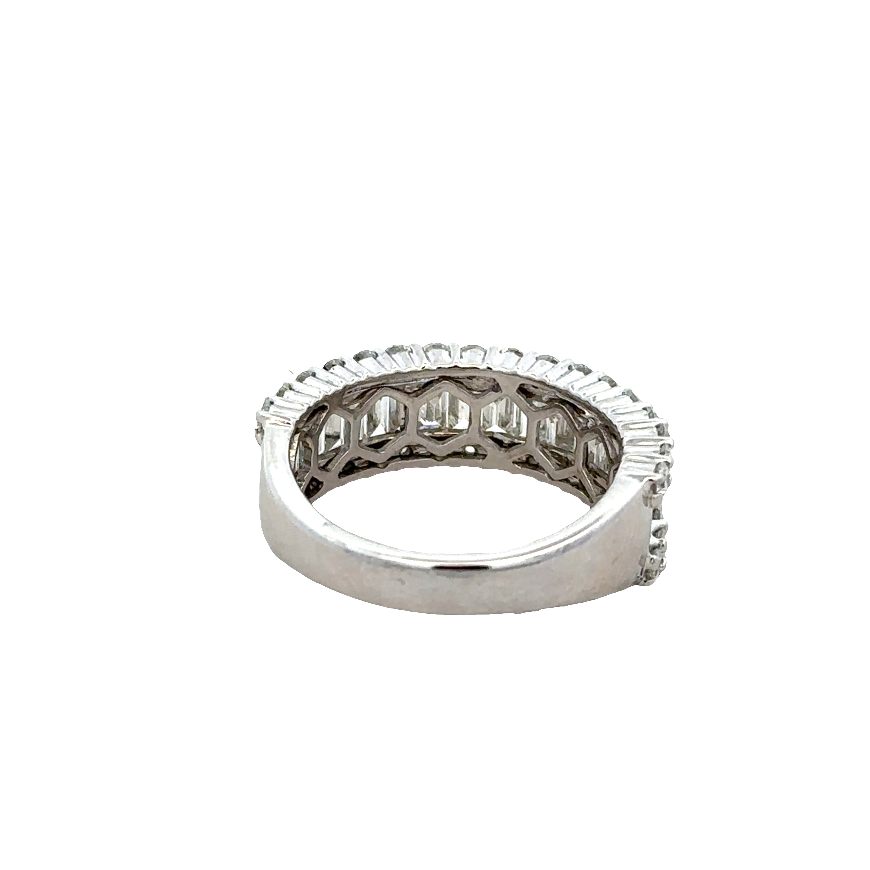 14k White Gold Diamond Baguette & Round Band – Size 6.75