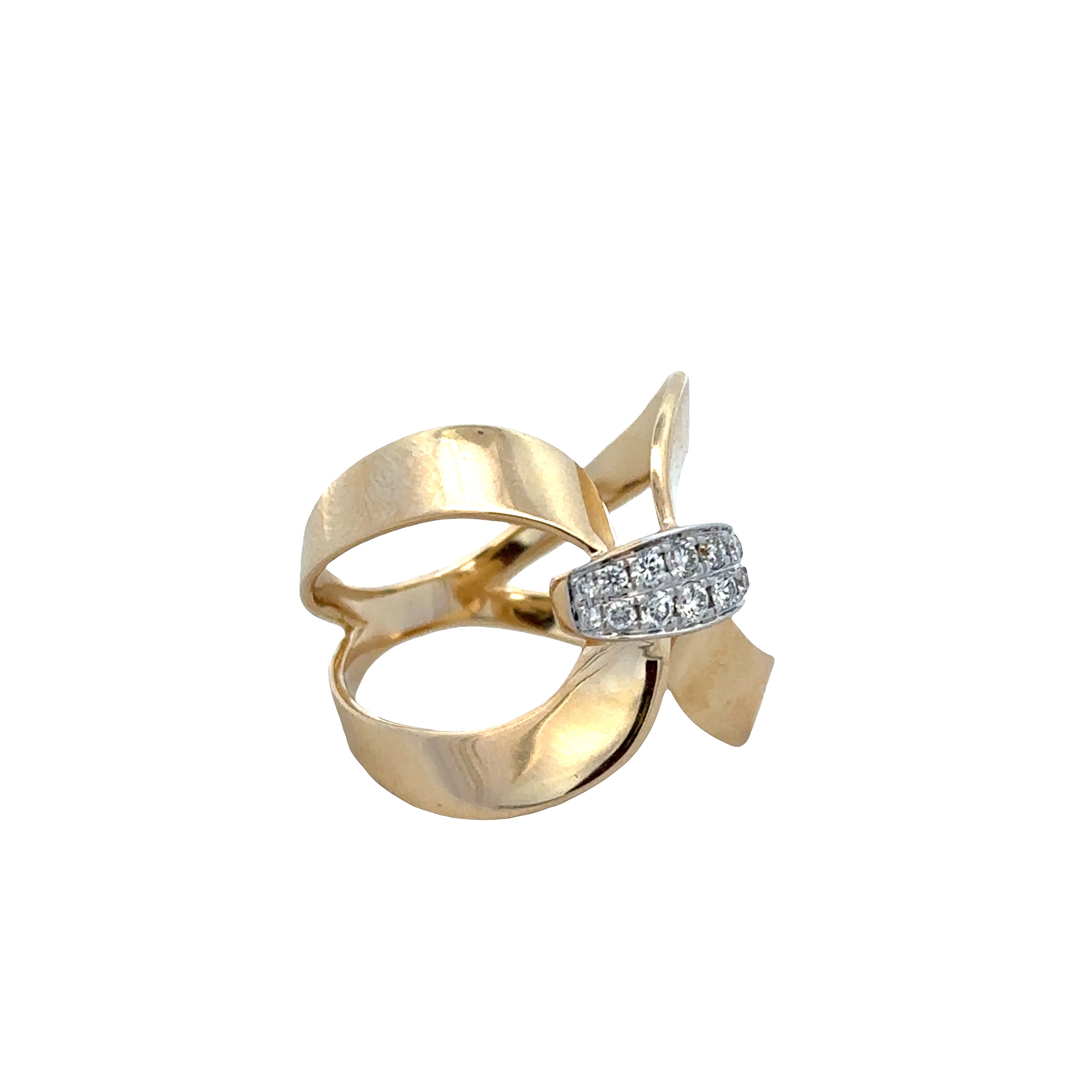 14k Yellow Gold Openwork Ring with Round Brilliant Cut Diamonds – 0.18 Carats