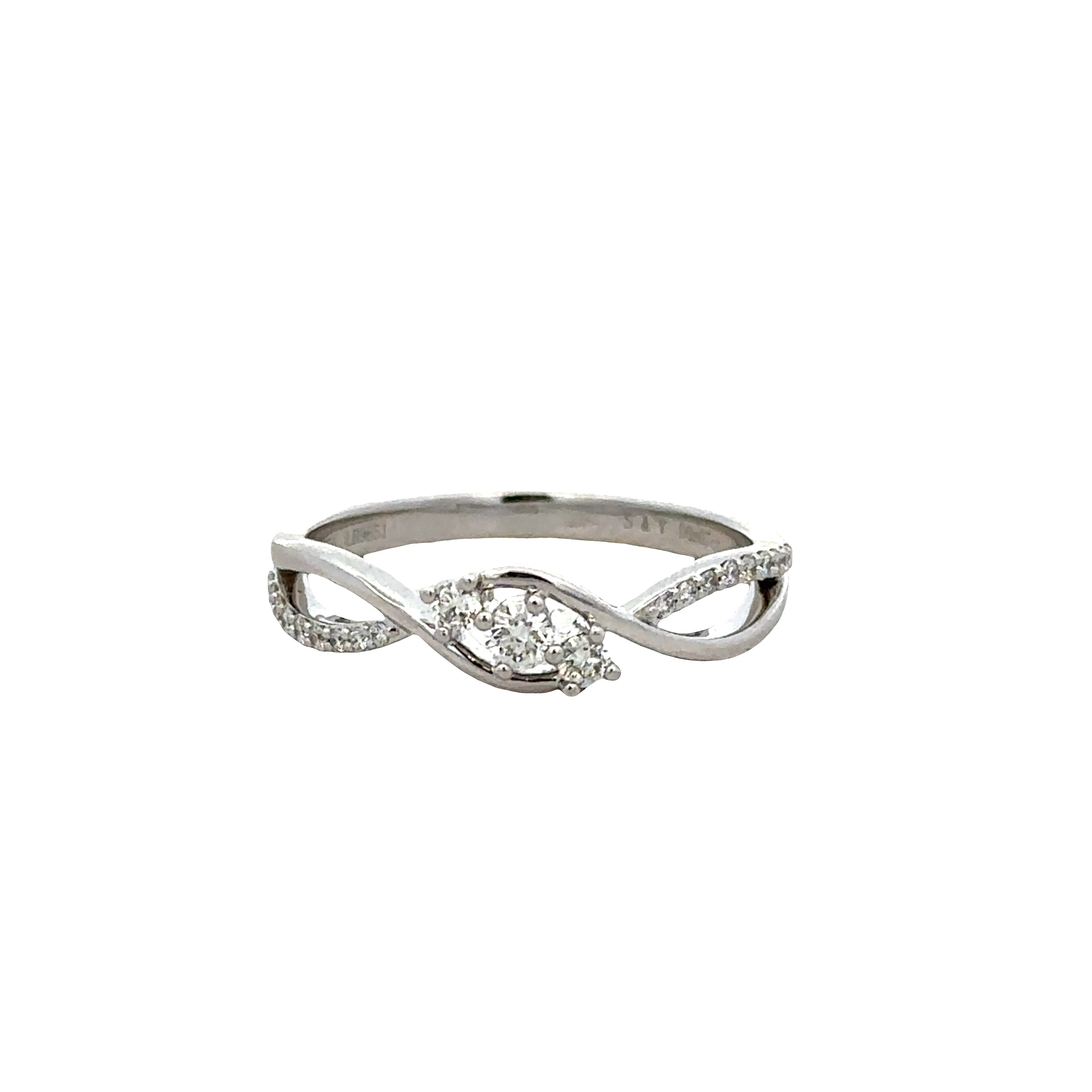 18k White Gold Diamond Crossover Band Ring – Size 7.75