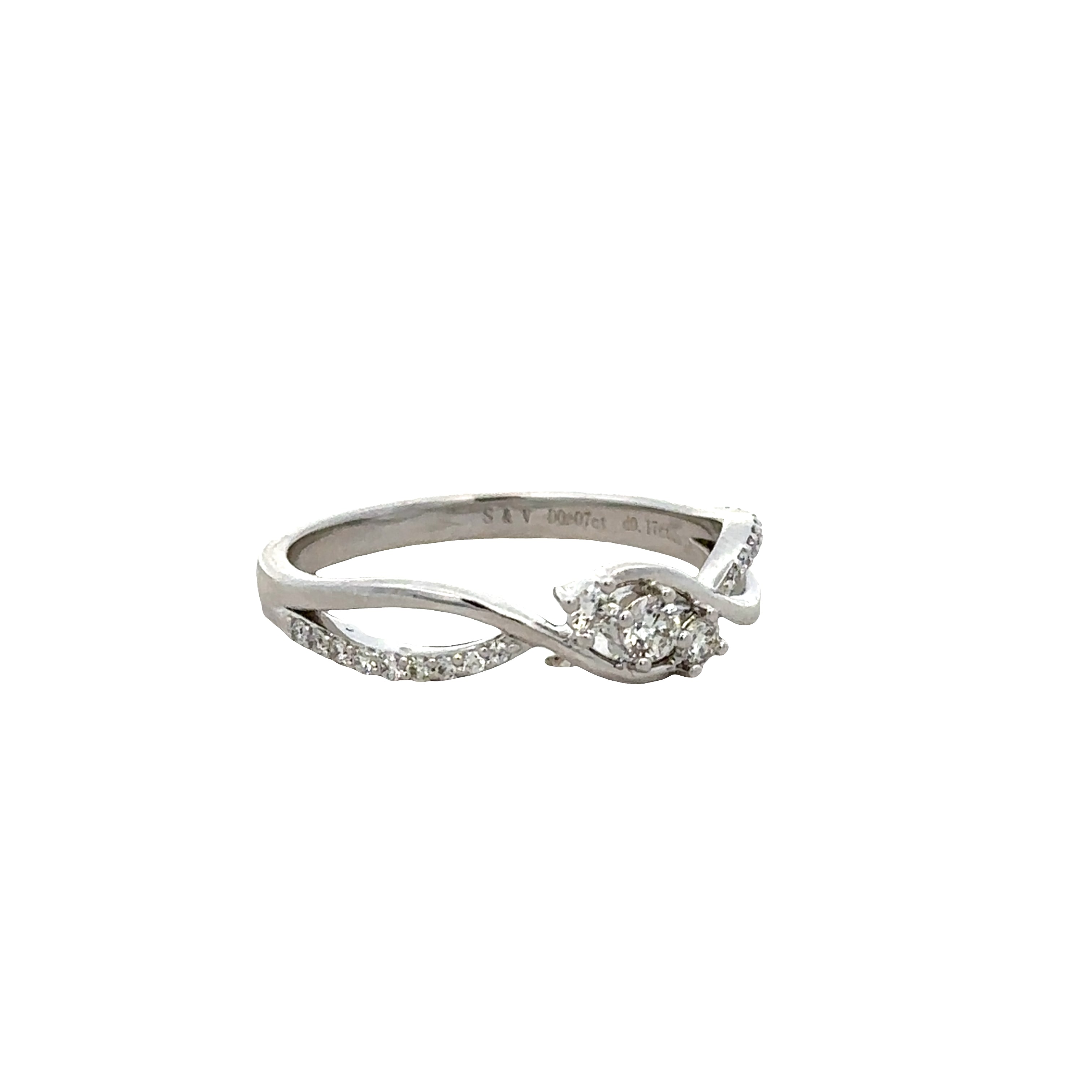 18k White Gold Diamond Crossover Band Ring – Size 7.75
