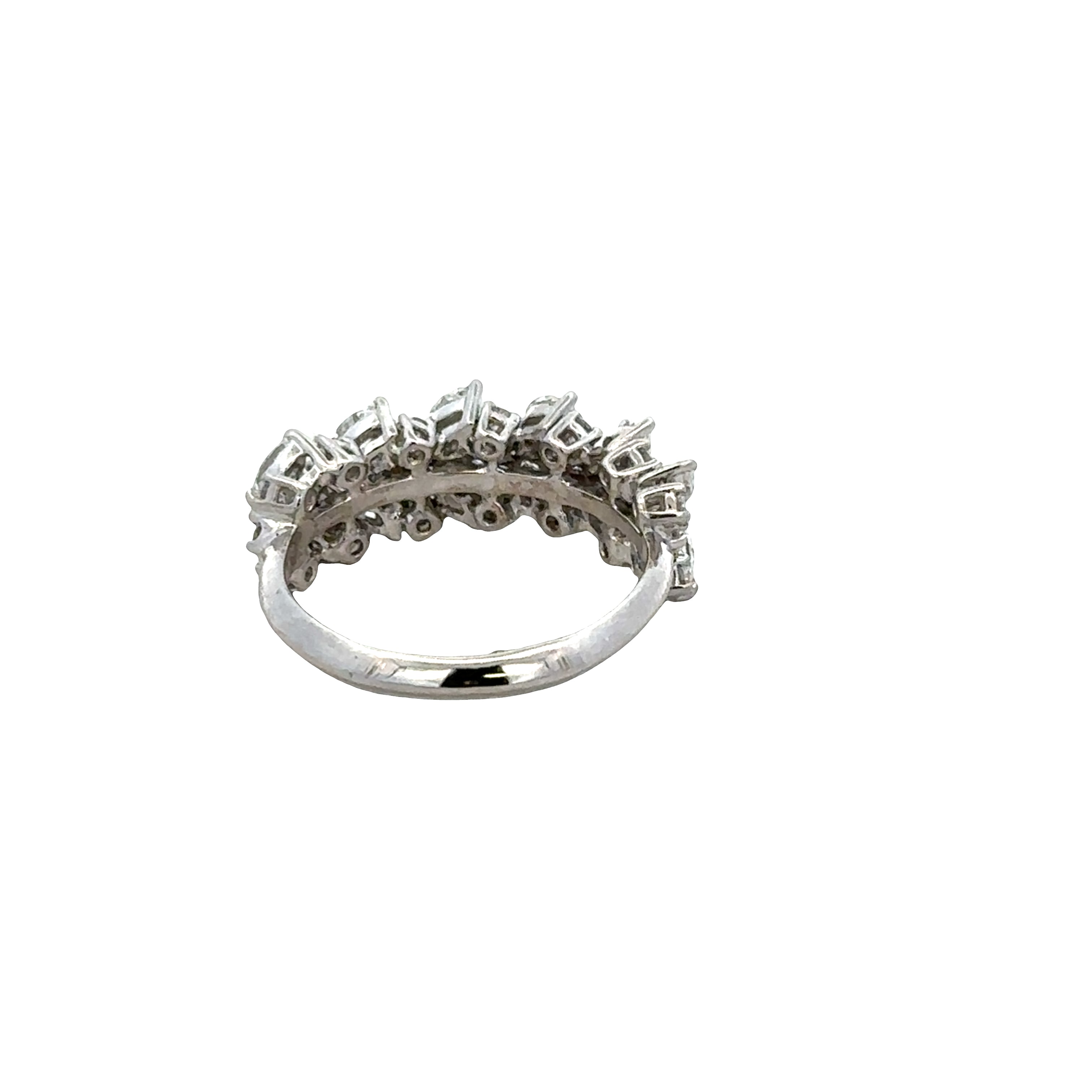18k White Gold Diamond Band – Size 7