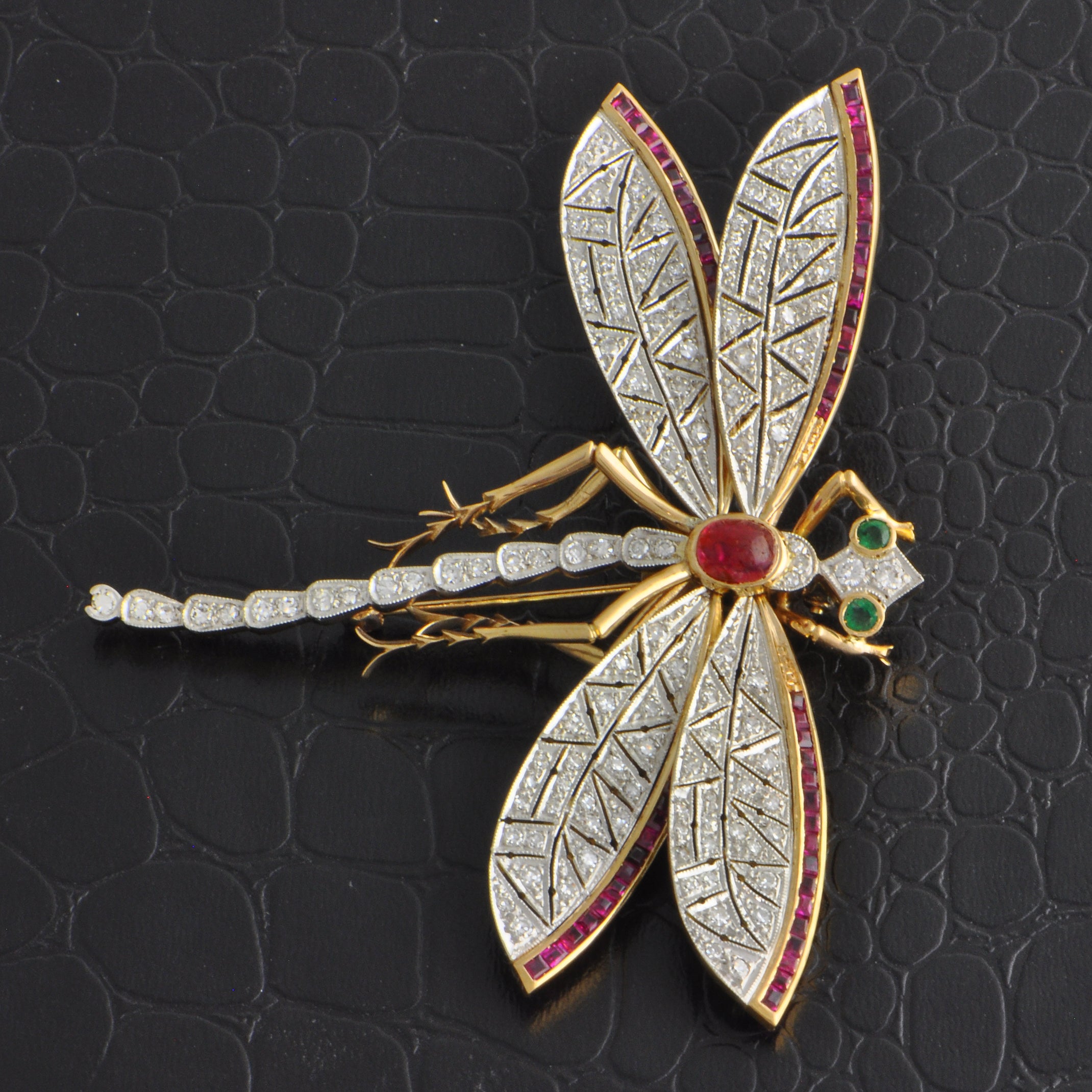 Pins/Brooche