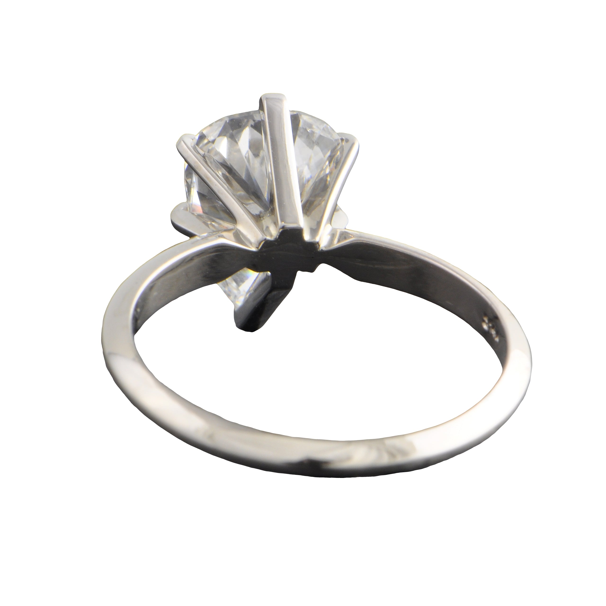 2.11 ct. E - VS2 Pear Cut Diamond Engagement Ring in White Gold