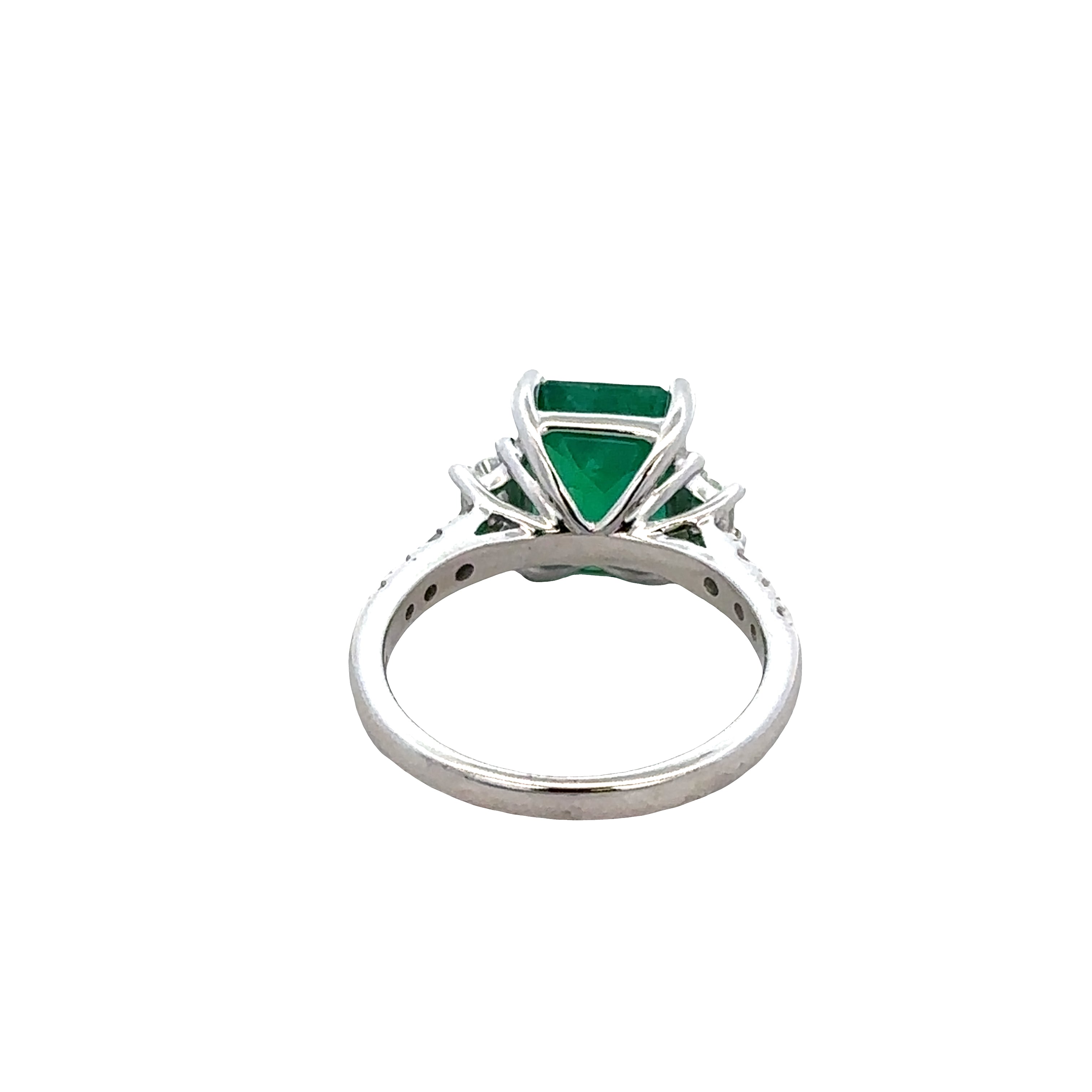 14k White Gold Emerald & Diamond Ring – Size 7