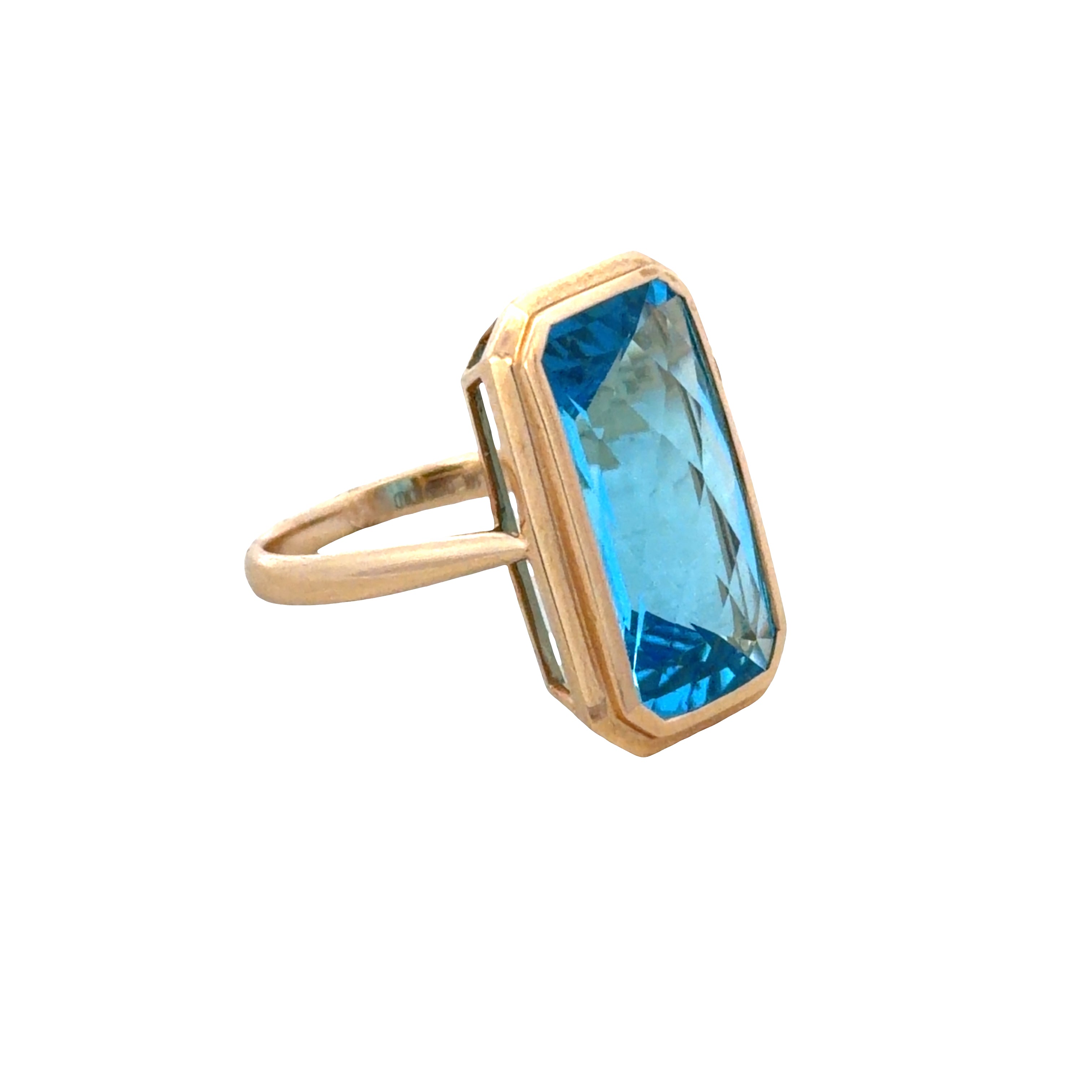 14k Yellow Gold 9.24 CT Bezel-Set Blue Topaz Ring – Size 6.5