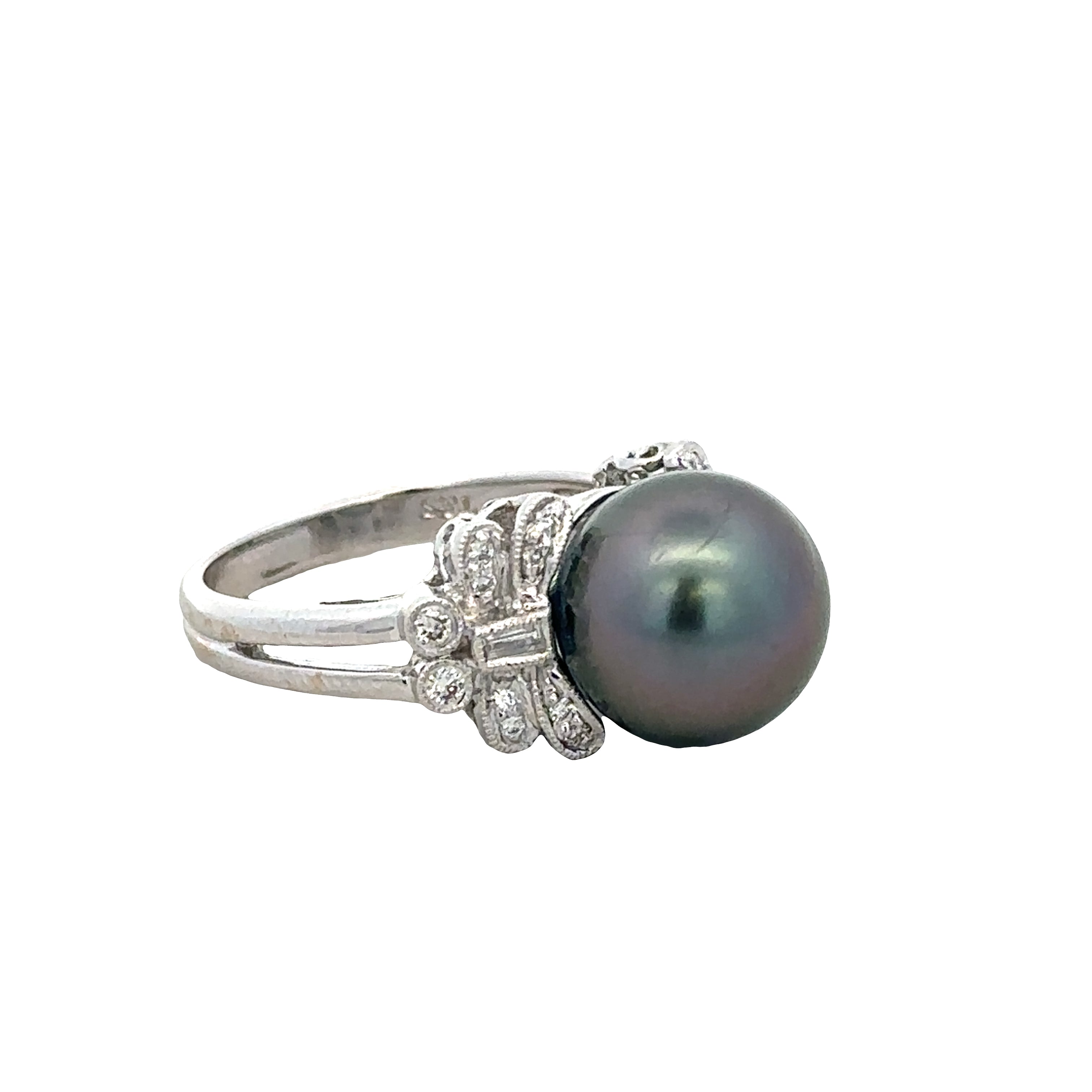18k White Gold Tahitian Pearl & Diamond Ring – Size 6.5