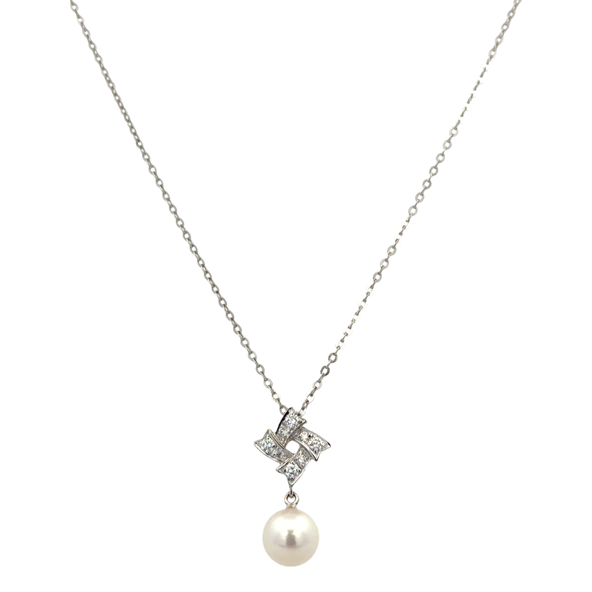 Estate Mikimoto 18k White Gold Akoya Cultured Pearl & Diamond Pendant Necklace – 18"