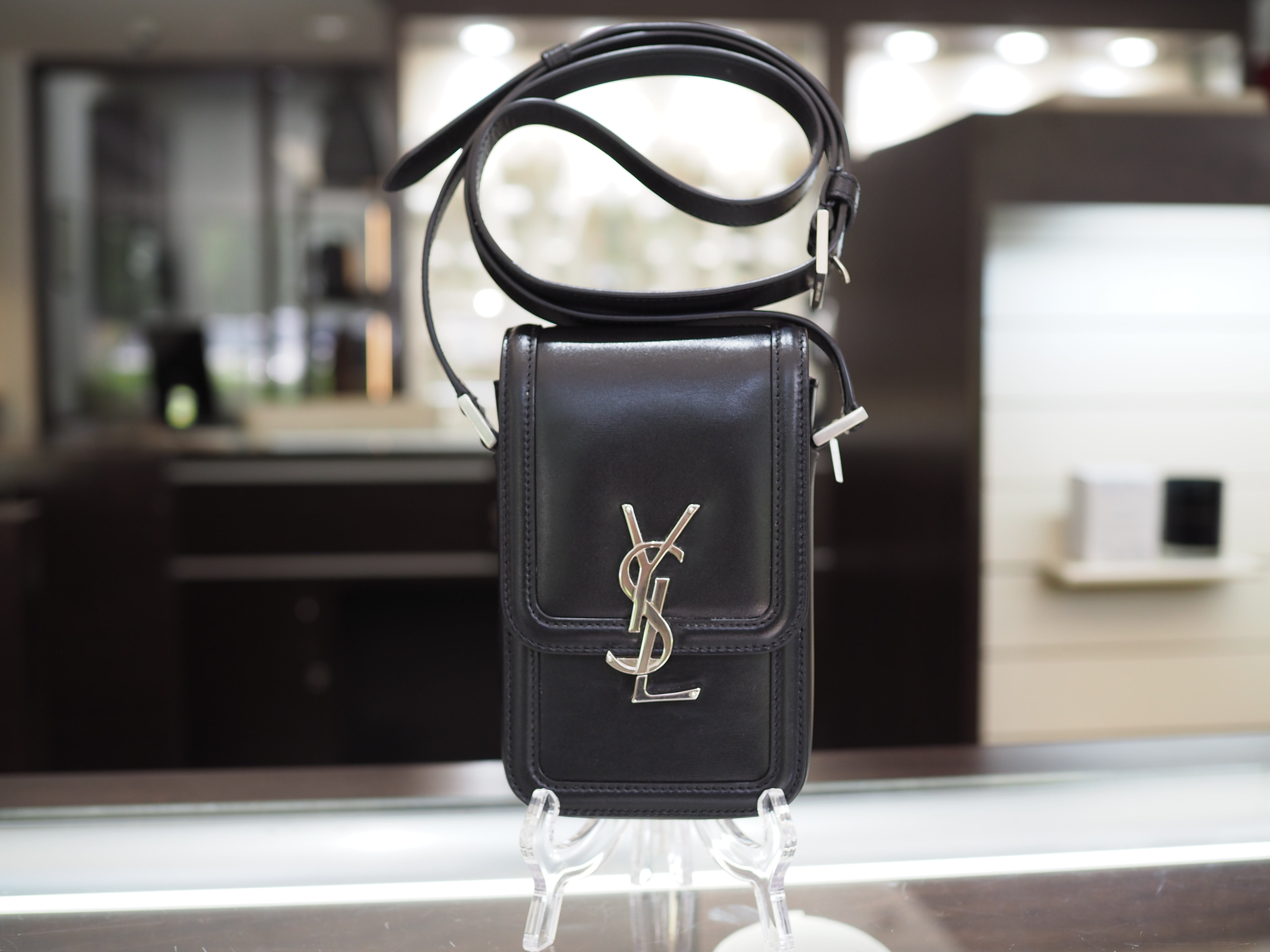 Pre-Owned YSL Black Leather Crossbody Bag with Silver Hardware