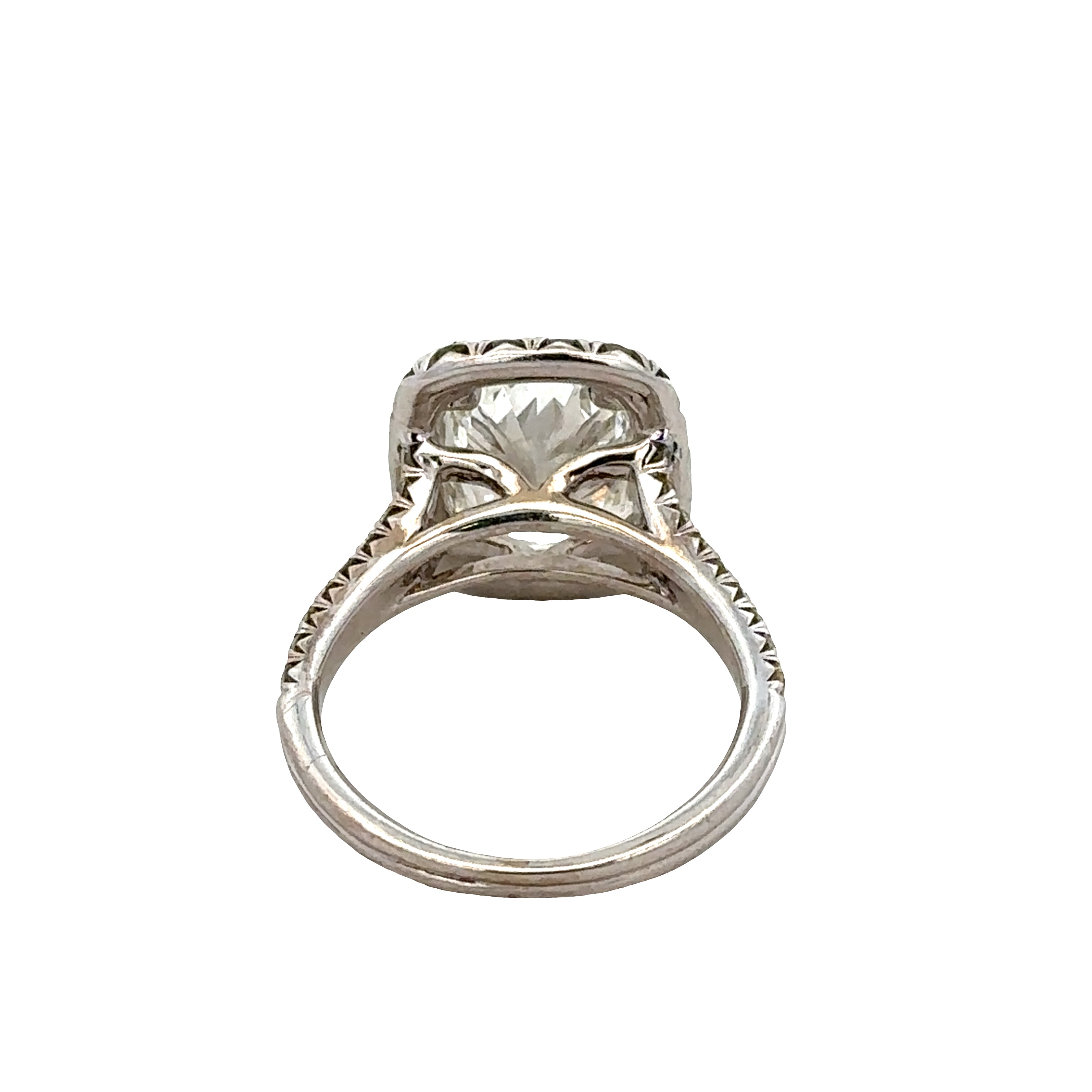 18k White Gold Antique Cushion Cut Diamond Halo Engagement Ring – Size 6.25