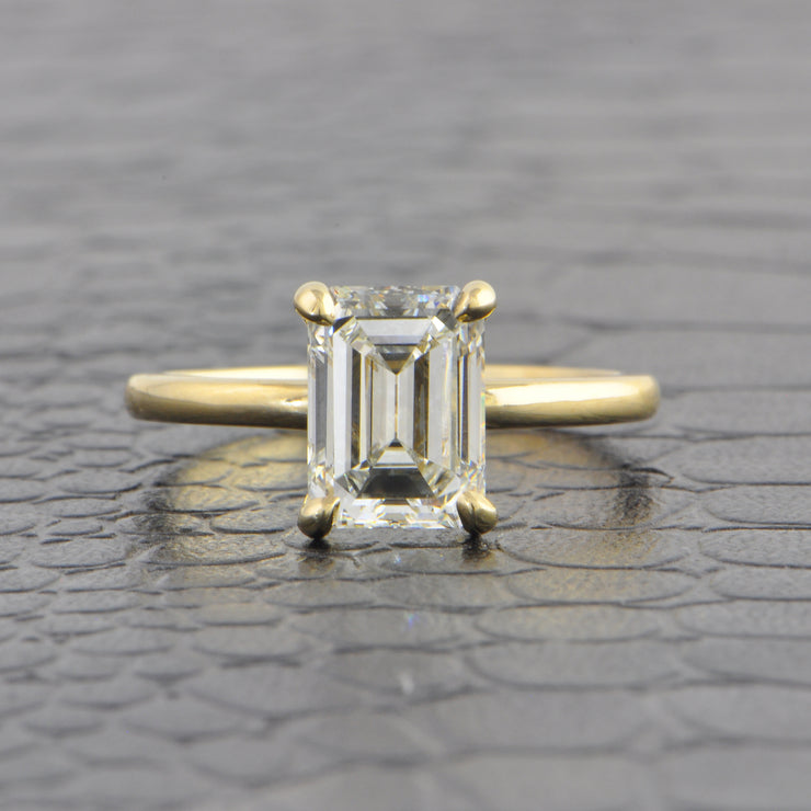 GIA 2.01 ct. I-VVS2 Emerald Cut Diamond Engagement Ring in Yellow Gold