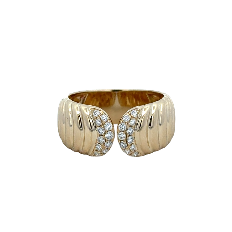 Ribbed Diamond Fashion Ring in Yellow Gold