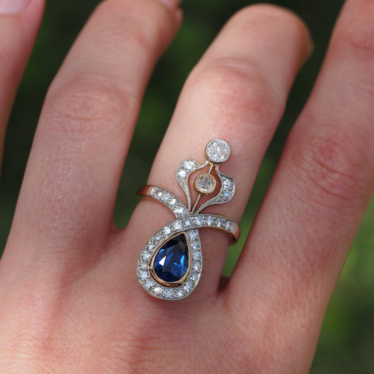 Antique Edwardian Sapphire and Diamond Ring in 18k Gold and Platinum