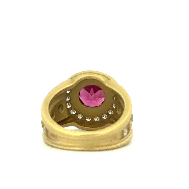 Vintage 1990s Garnet and Diamond Ring in 18k Yellow Gold