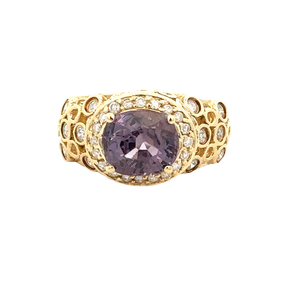 Purple Spinel Ring in Yellow Gold