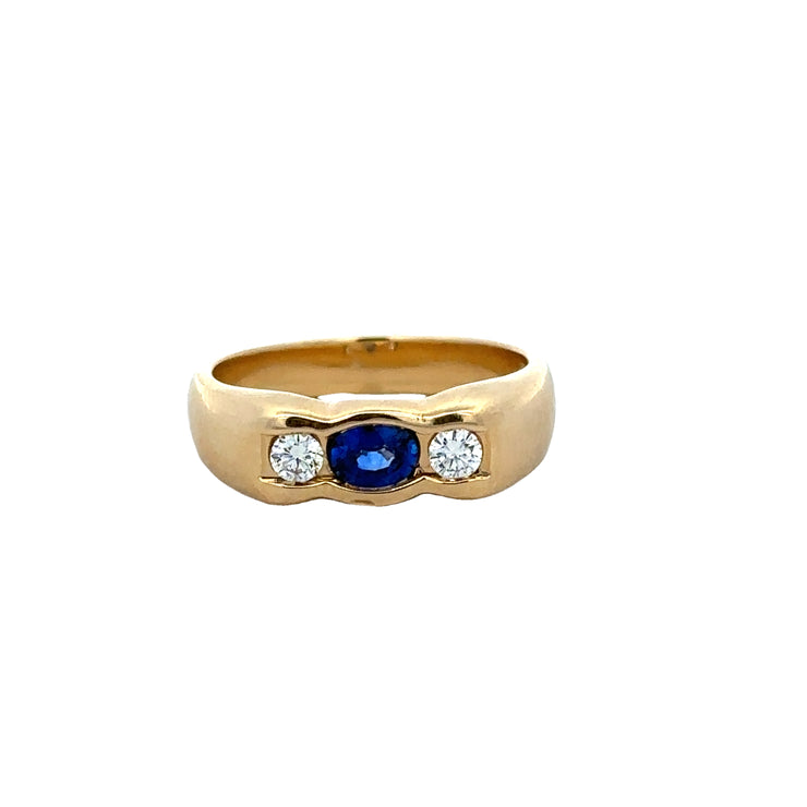 Sapphire and Diamond Ring in 18k Yellow Gold