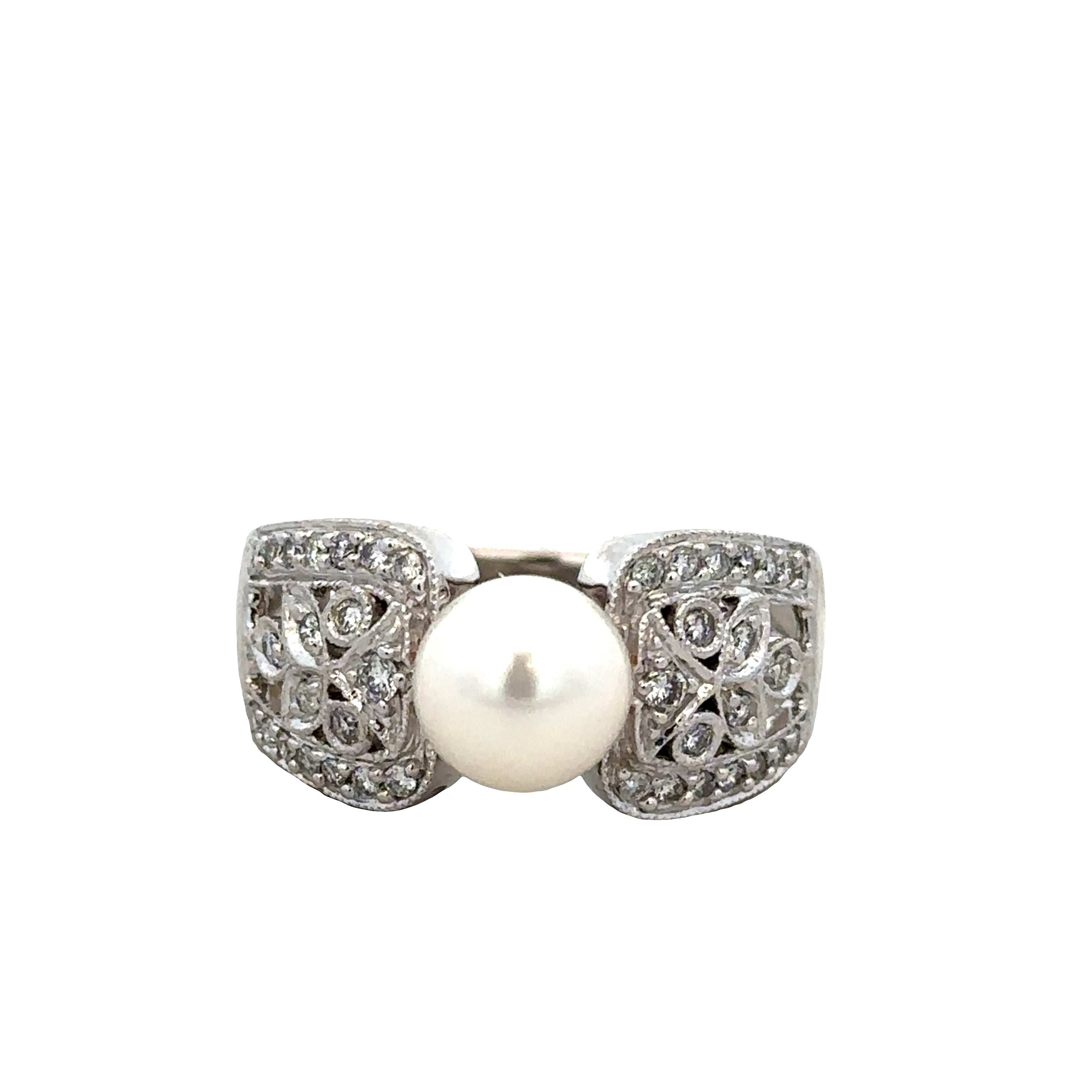 14k White Gold Akoya Pearl & Diamond Openwork Ring – Size 6.75