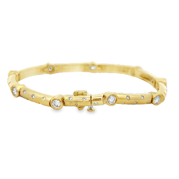 Curved Diamond Link Bracelet in 18k Yellow Gold