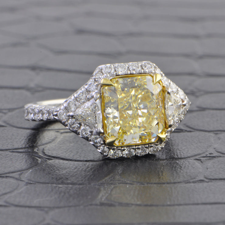 Internally Flawless Fancy 3.05 ct. Light Yellow Diamond Ring in 18k Two Tone Gold