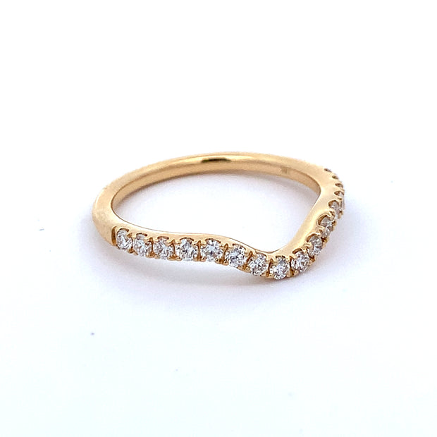 Curved Diamond Wedding Band in Yellow Gold