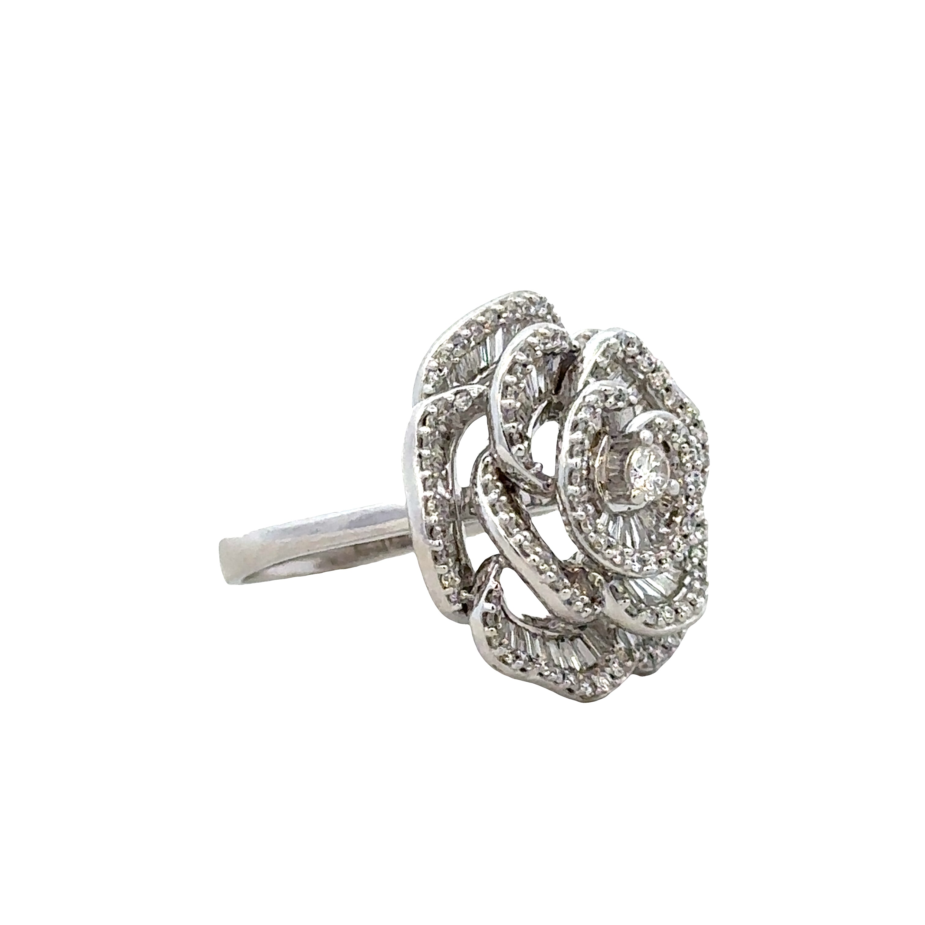14k White Gold Diamond Floral Cocktail Ring – Size 6