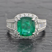 Emerald and Diamond Ring in 18k White Gold