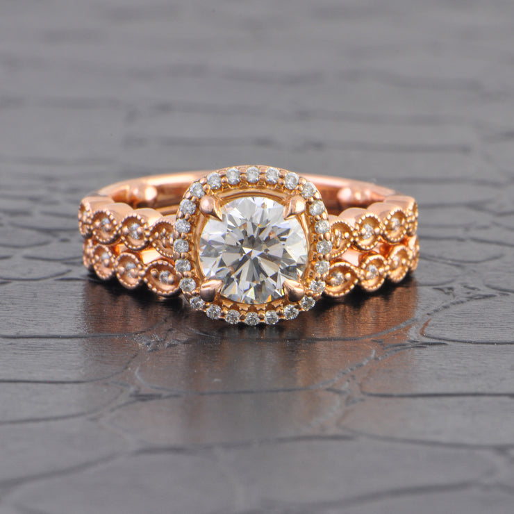 GIA 1.01 ct. Round Brilliant Cut Diamond Engagement Ring in Matching Wedding Band in Rose Gold