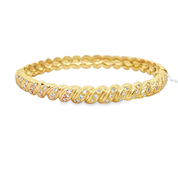 Hinged Diamond Bangle Bracelet in 18k Yellow Gold