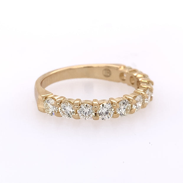 1.0 CTW Eleven Diamond Band in Yellow Gold