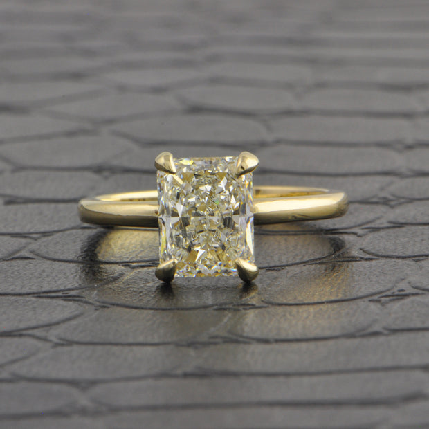 GIA 2.01 ct. Radiant Cut Diamond Engagement Ring in Yellow Gold
