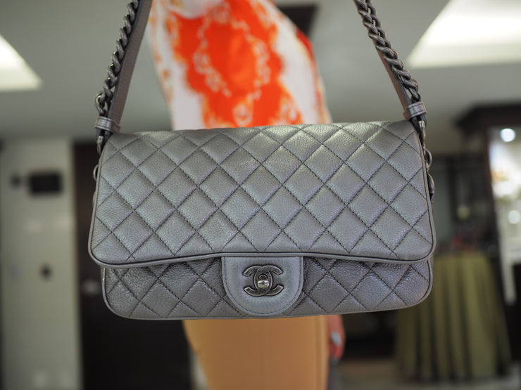 Pre-Owned Chanel Rock Airlines Quilted Flap Bag