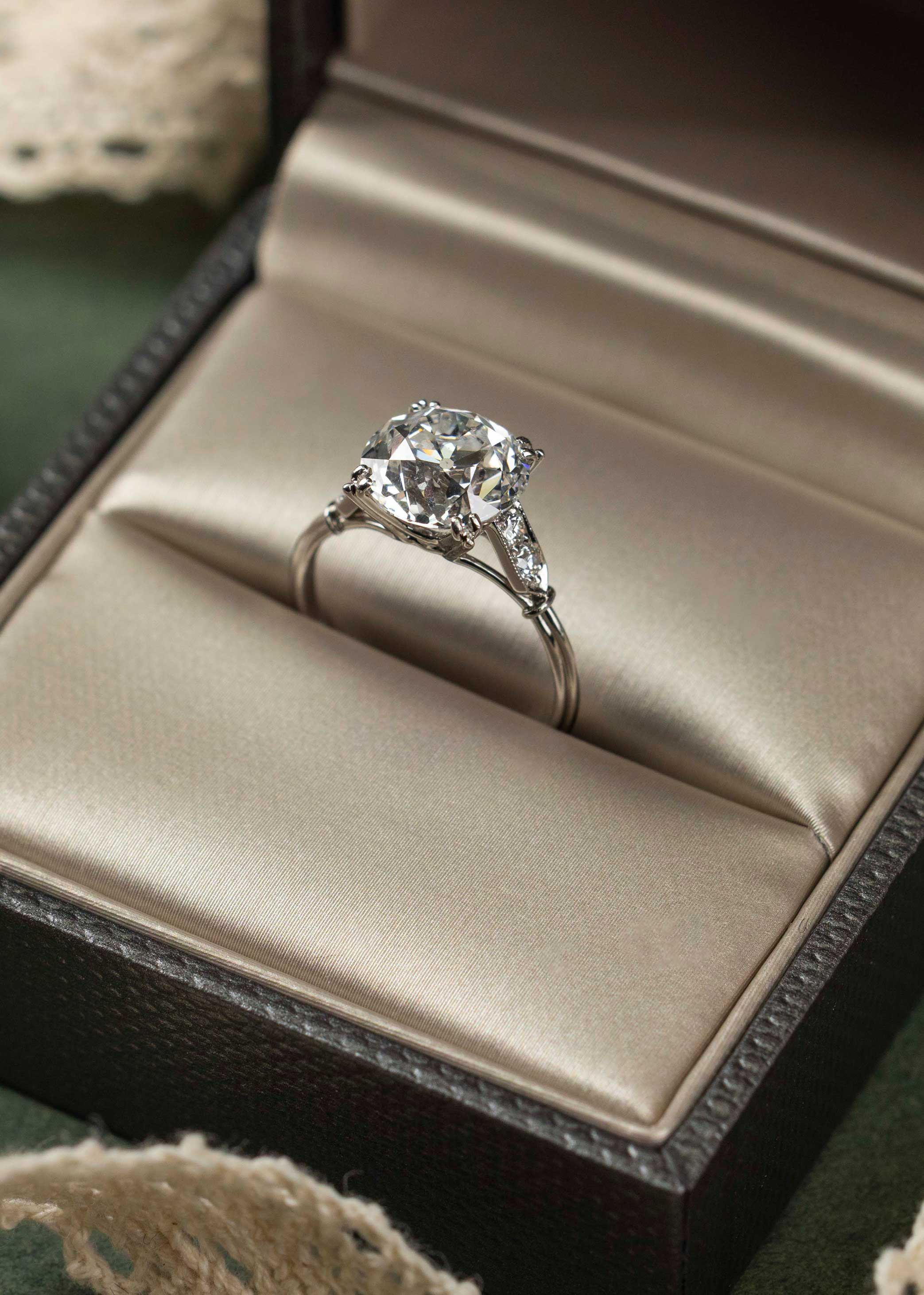 Perry's Diamonds & Estate Jewelry