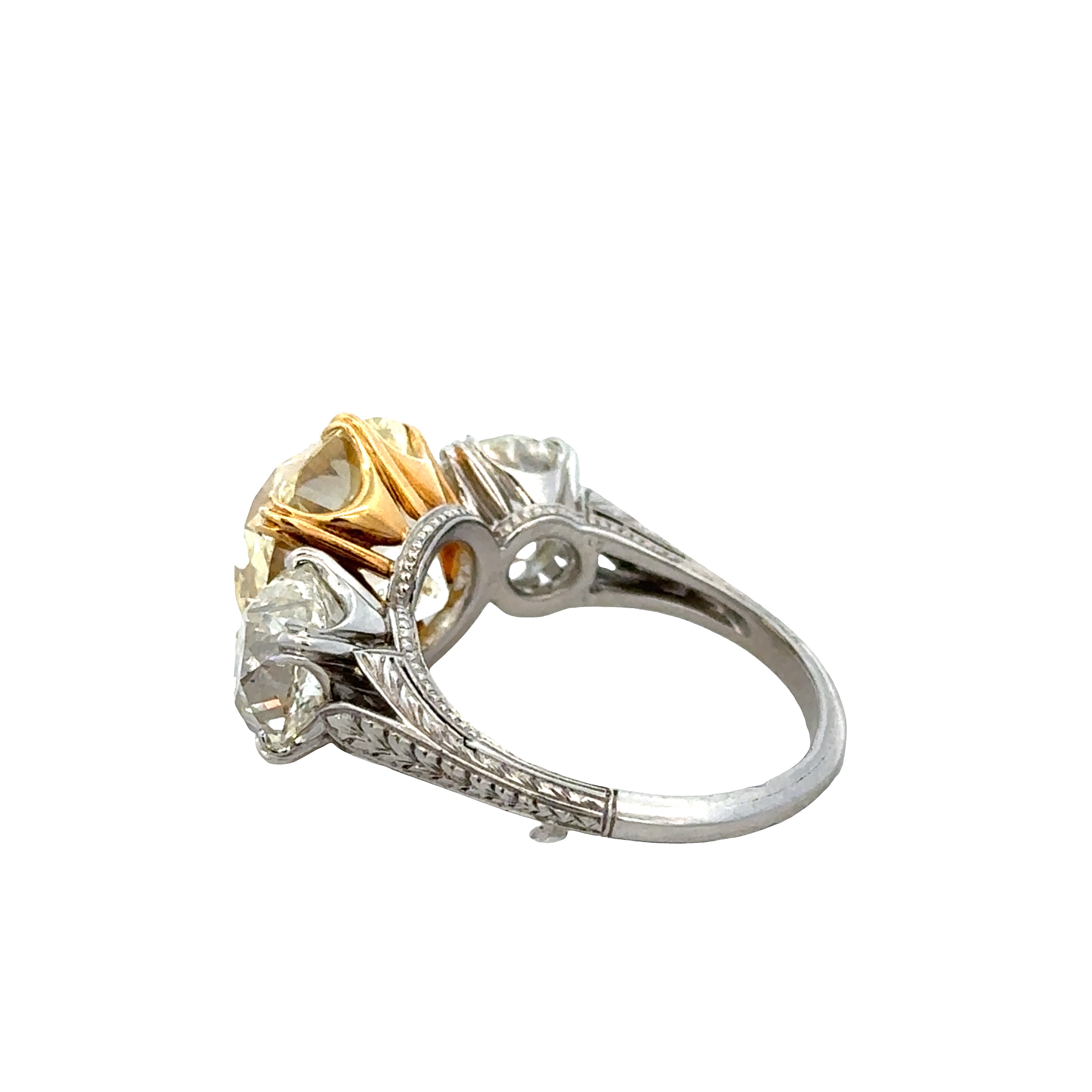 Stunning Antique Cushion Cut Diamond Ring in Platinum & 18k Yellow Gold  – Size 5.75