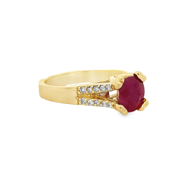Burmese Ruby and Diamond Ring in 18k Yellow Gold