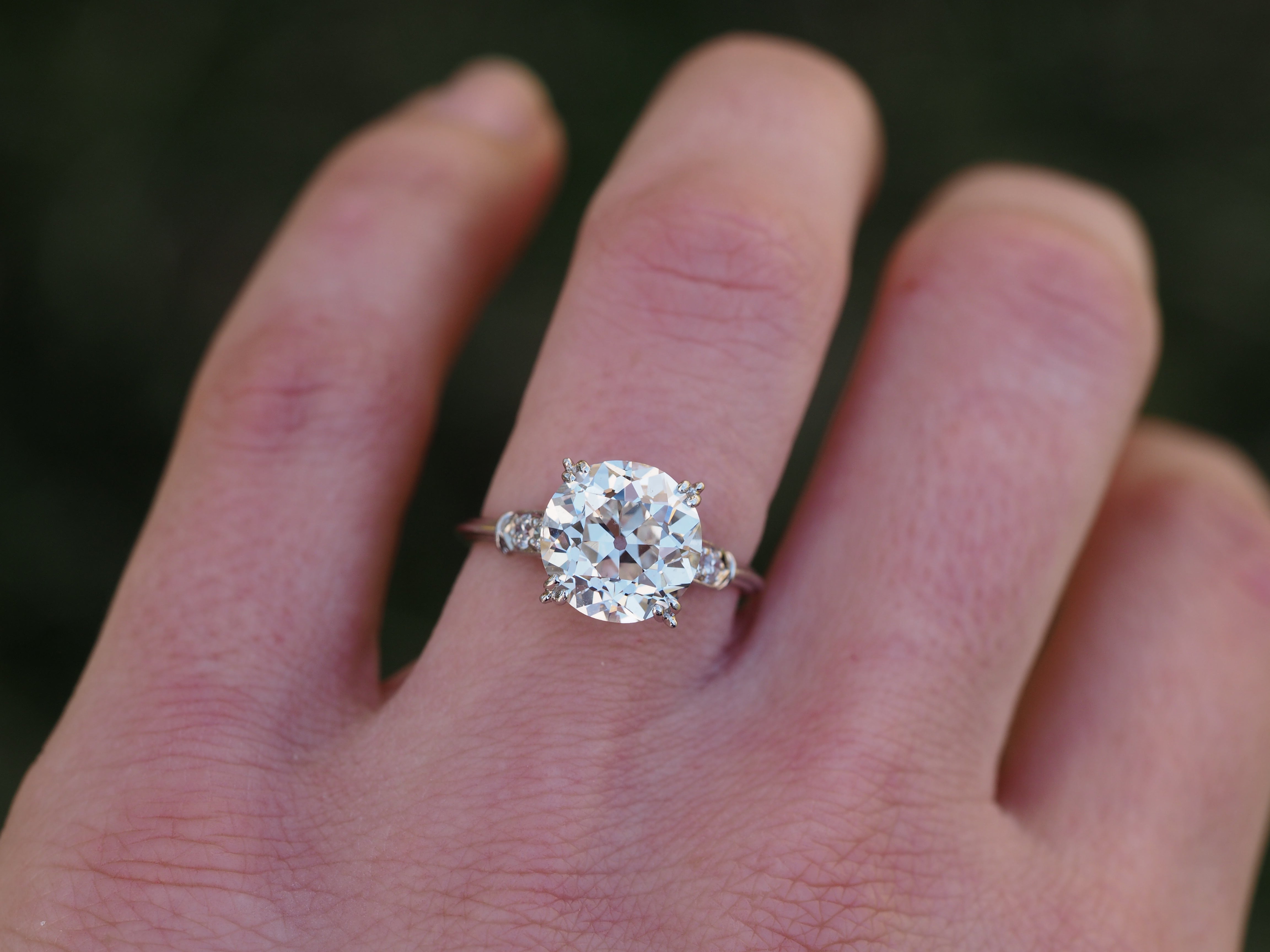 Vintage Art Deco 4.02 ct. Old European Cut Diamond Engagement Ring in Platinum