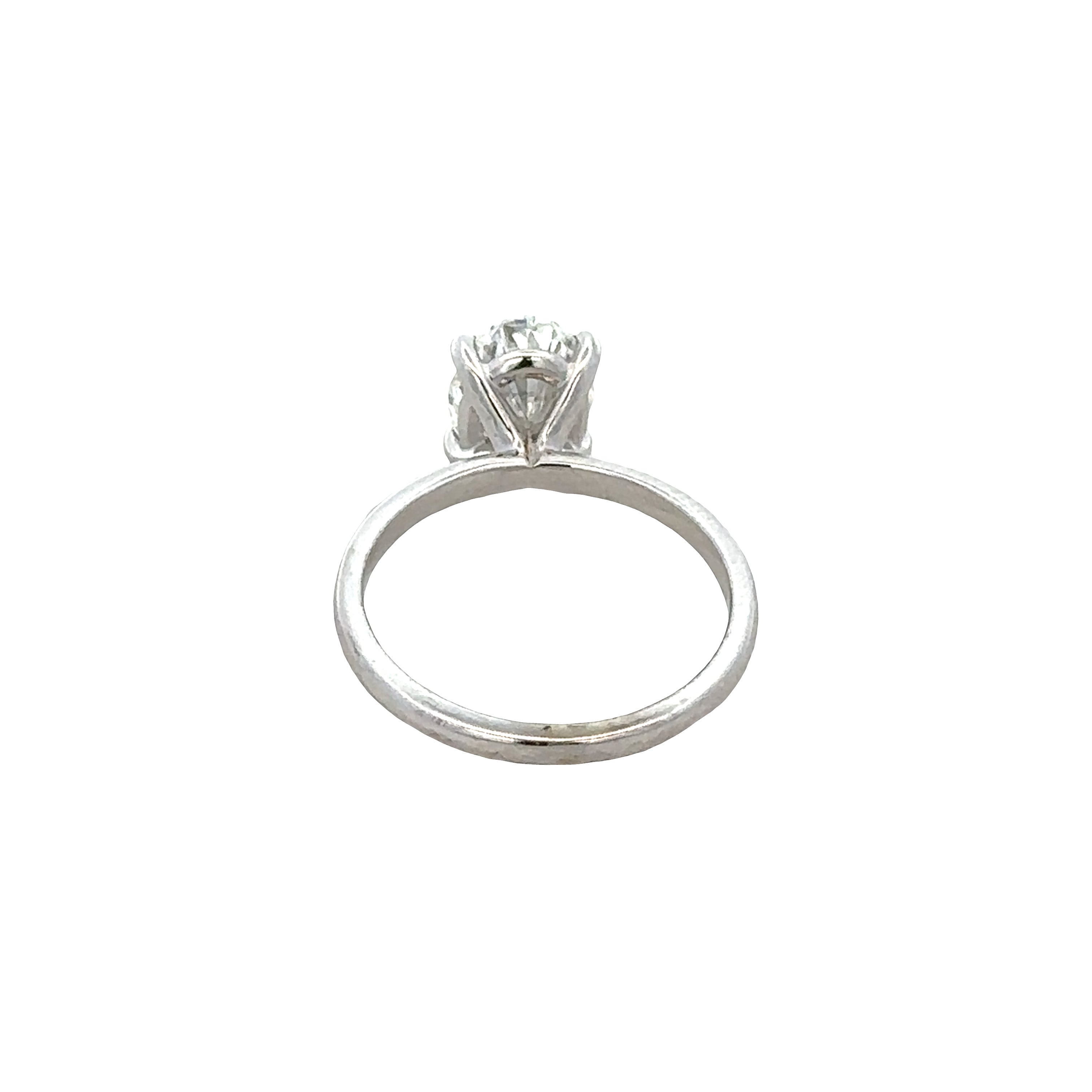 14k White Gold Oval Diamond Solitaire Engagement Ring – Size 6.75