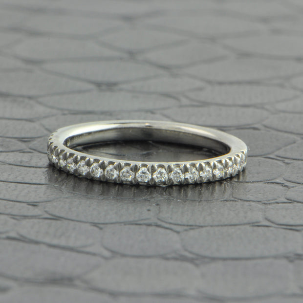1.63 ct. Round Brilliant Cut Diamond Engagement Ring and Wedding Band in Platinum