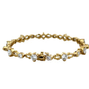 Radiant Cut Diamond Bracelet in 18k Yellow Gold