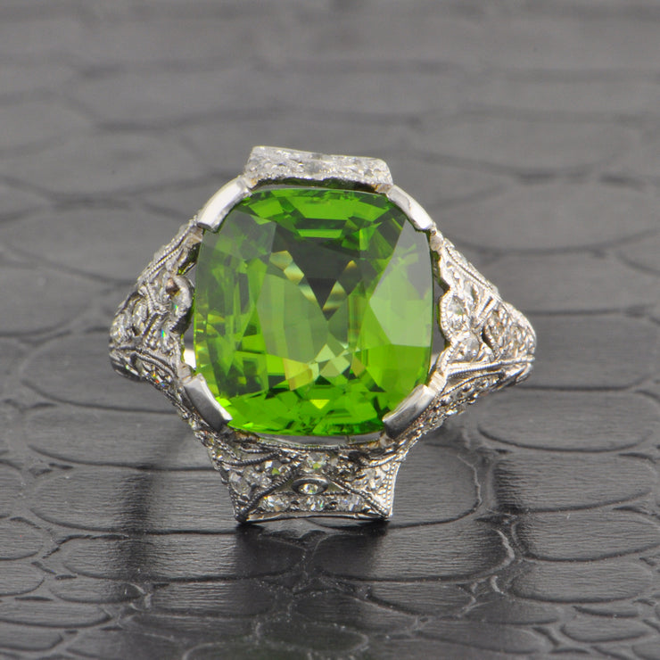 Antique Art Deco Peridot and Diamond Ring in Platinum