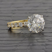GIA 5.01 ct. G-SI2 Round Brilliant Cut Diamond Engagement Ring