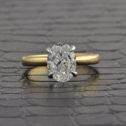 GIA 2.50 ct. Oval Cut Diamond Engagement Ring in Yellow Gold