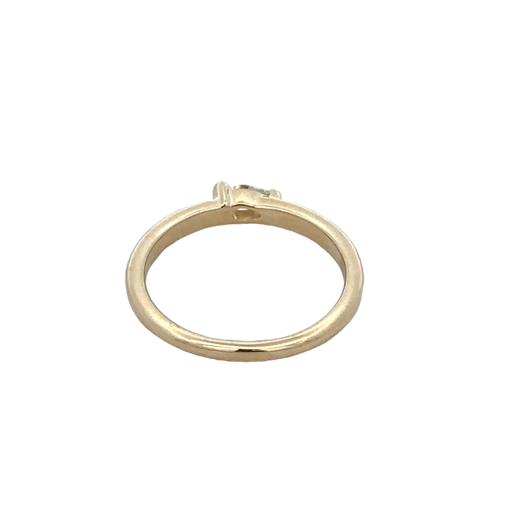 Pear Cut Diamond Band Ring in Yellow Gold