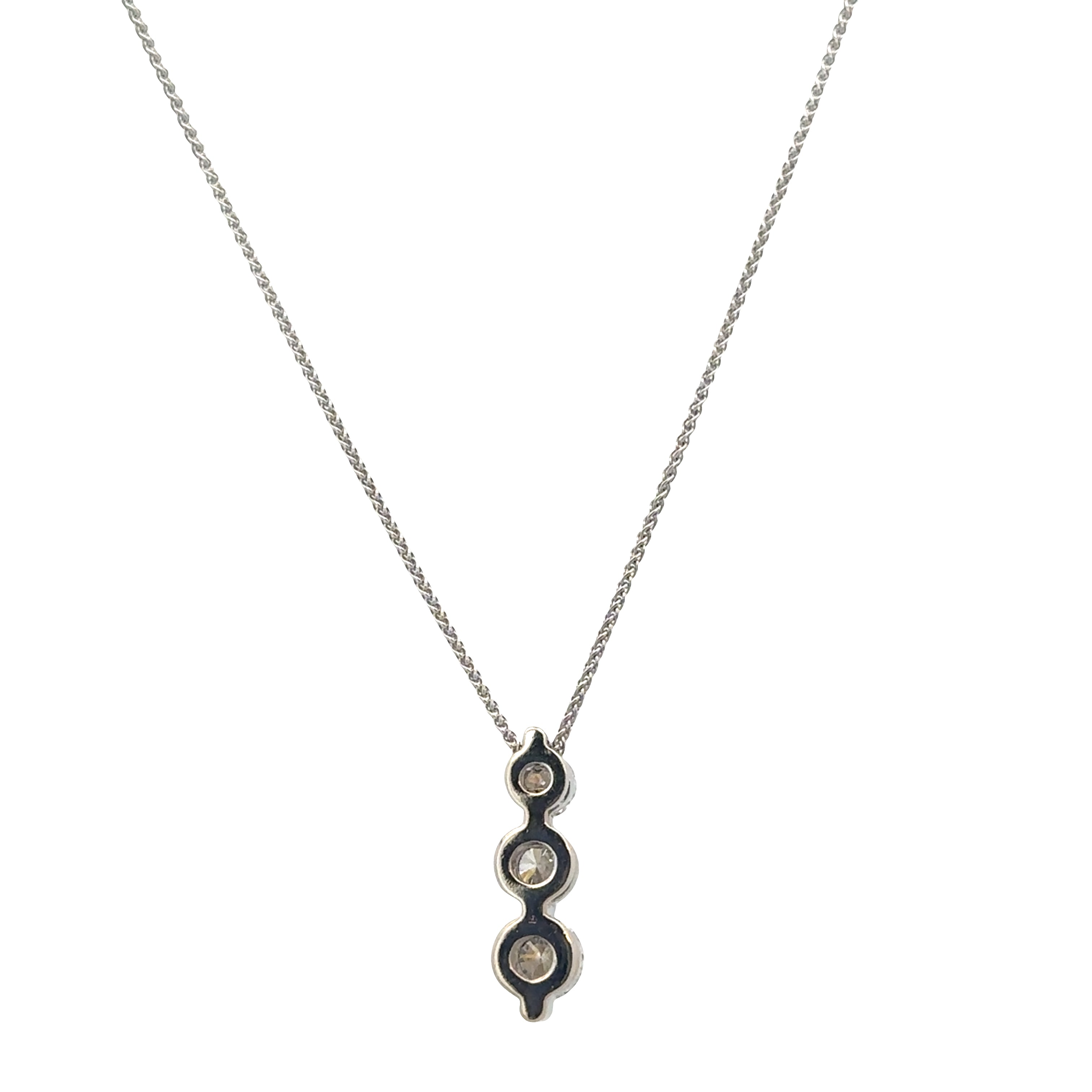 14k White Gold Graduated Diamond Pendant Necklace