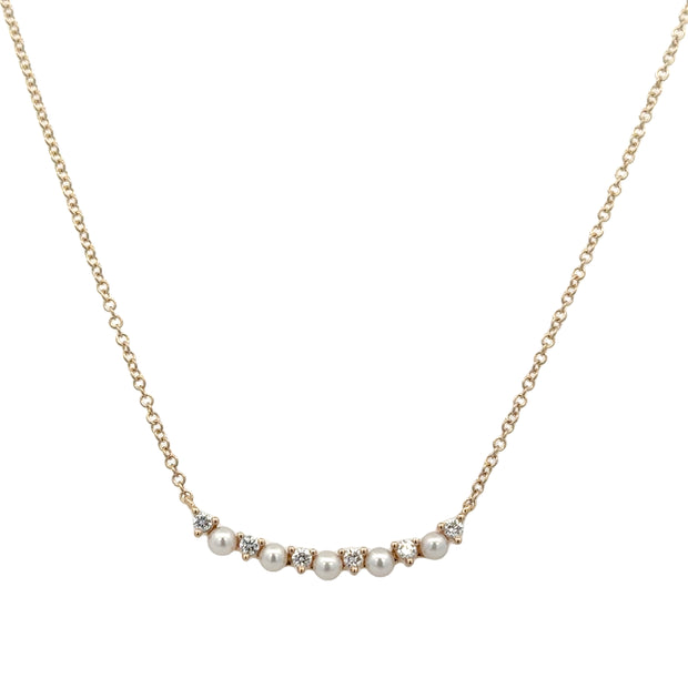 Curved Pearl and Diamond Necklace in Yellow Gold