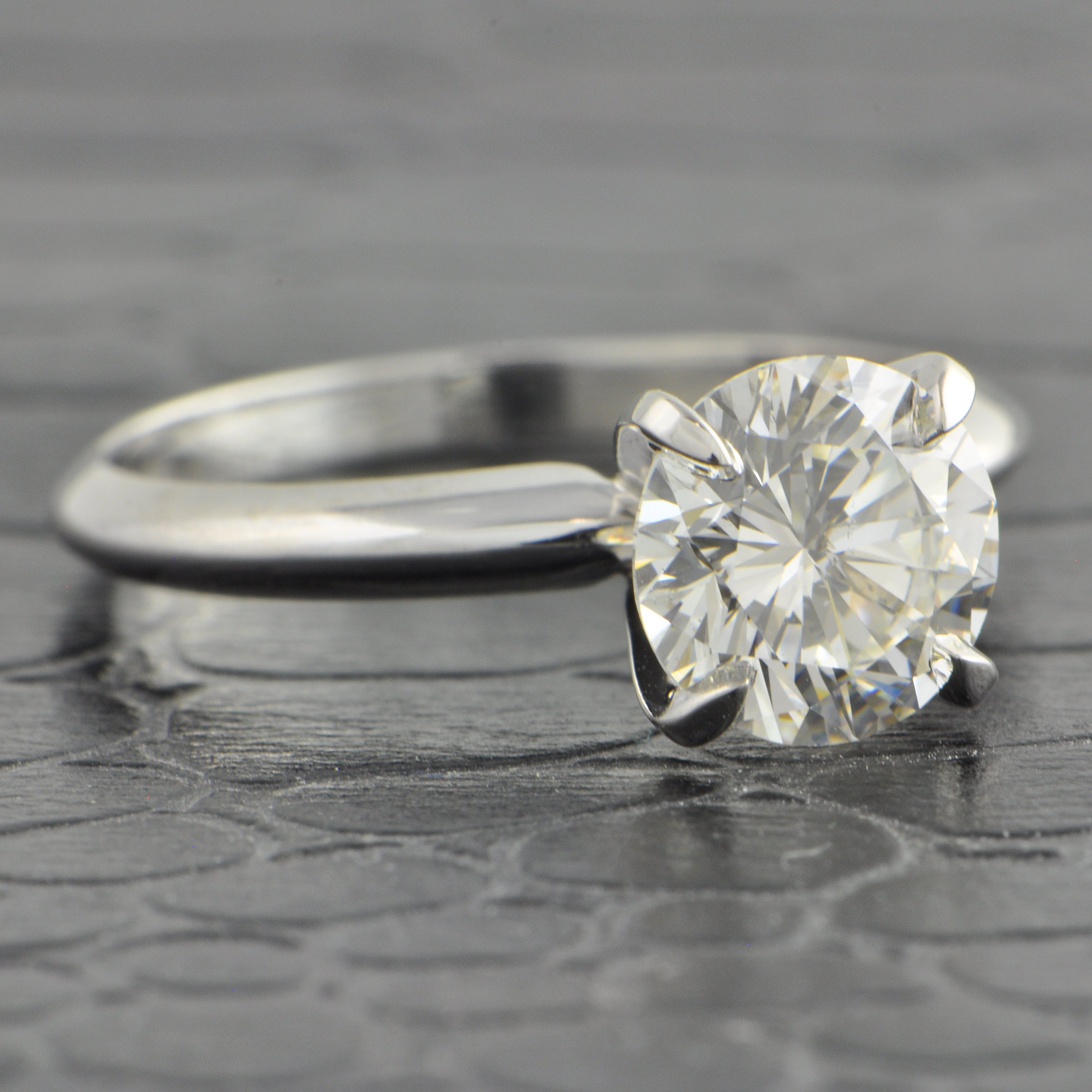 GIA 1.51 ct. Round Brilliant Cut Diamond in White Gold