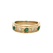 Emerald and Diamond Ring in Yellow Gold